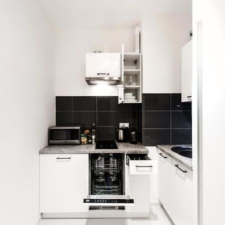 Super Apart Dywizjonu 303 175/8 Apartman Varsó Szoba fotó